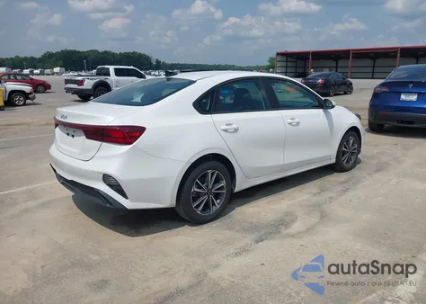 2024 Kia Forte Lxs из США, поврежденный, VIN 3KPF24AD7RE826183